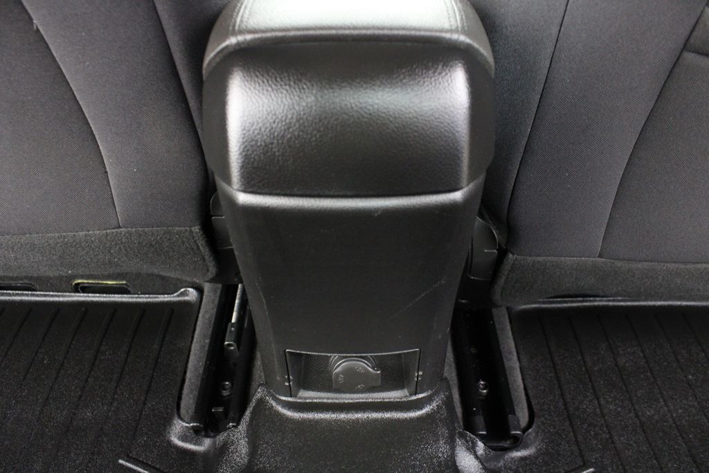 Used 2013 Chevrolet Cruze for sale in 