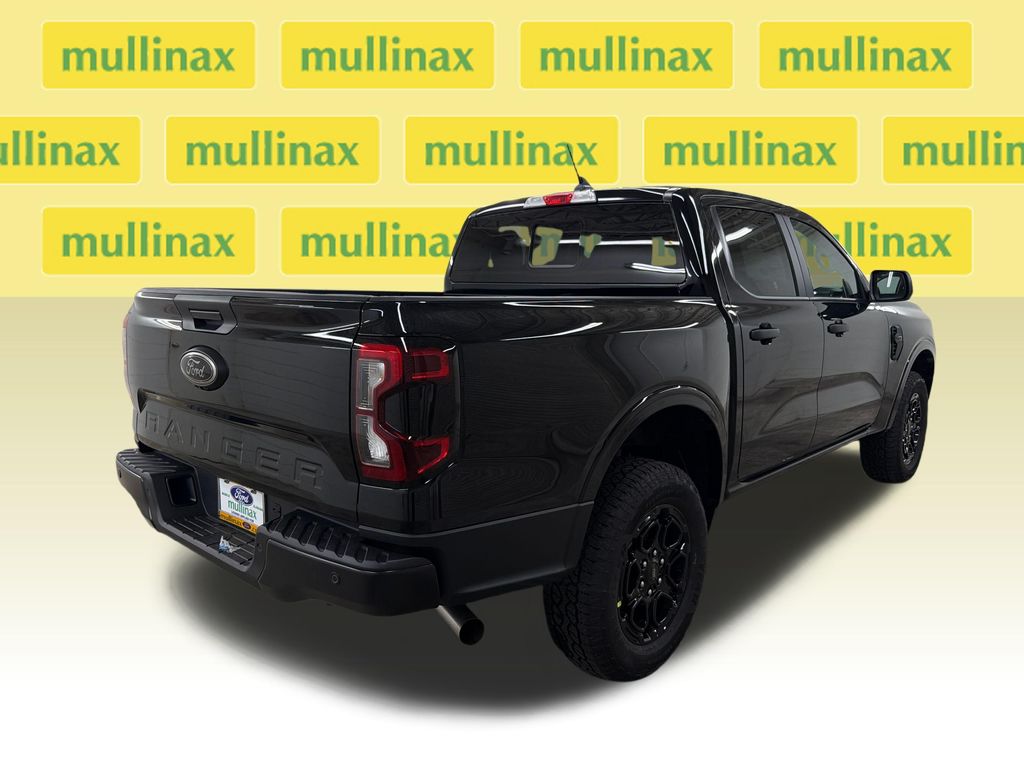 New 2026 Black Ford XLT image 3
