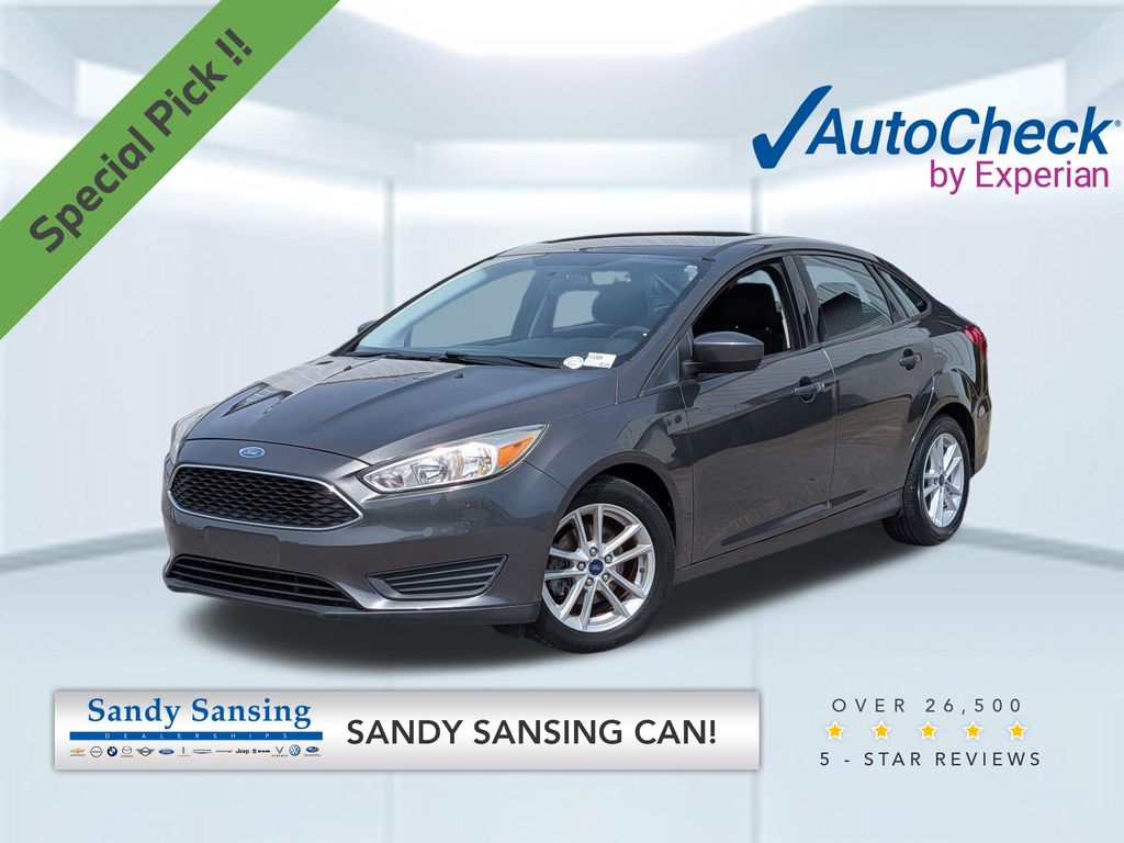 Gray (Magnetic) 2018 Ford Focus SE Sedan Front-Wheel Drive 6-Speed Automatic