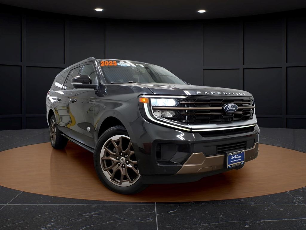 Gray Metallic 2025 Ford Expedition SUV / Crossover Four-Wheel Drive Automatic