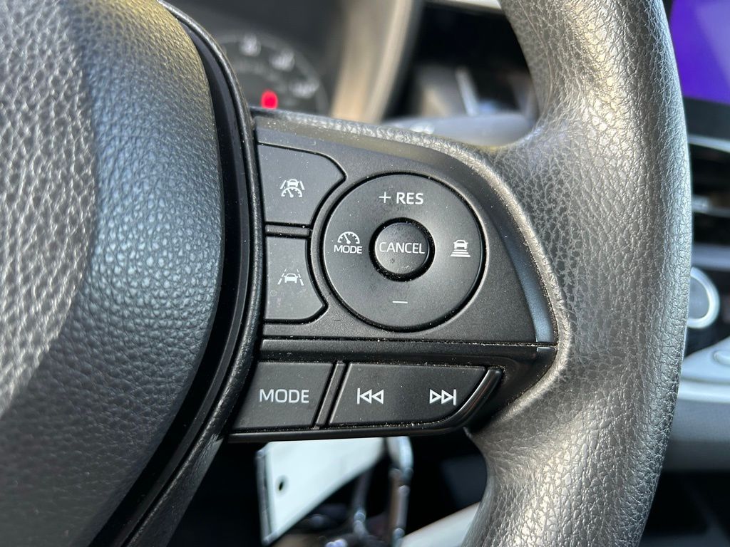 Thumbnail: 2023 Toyota Corolla - 18