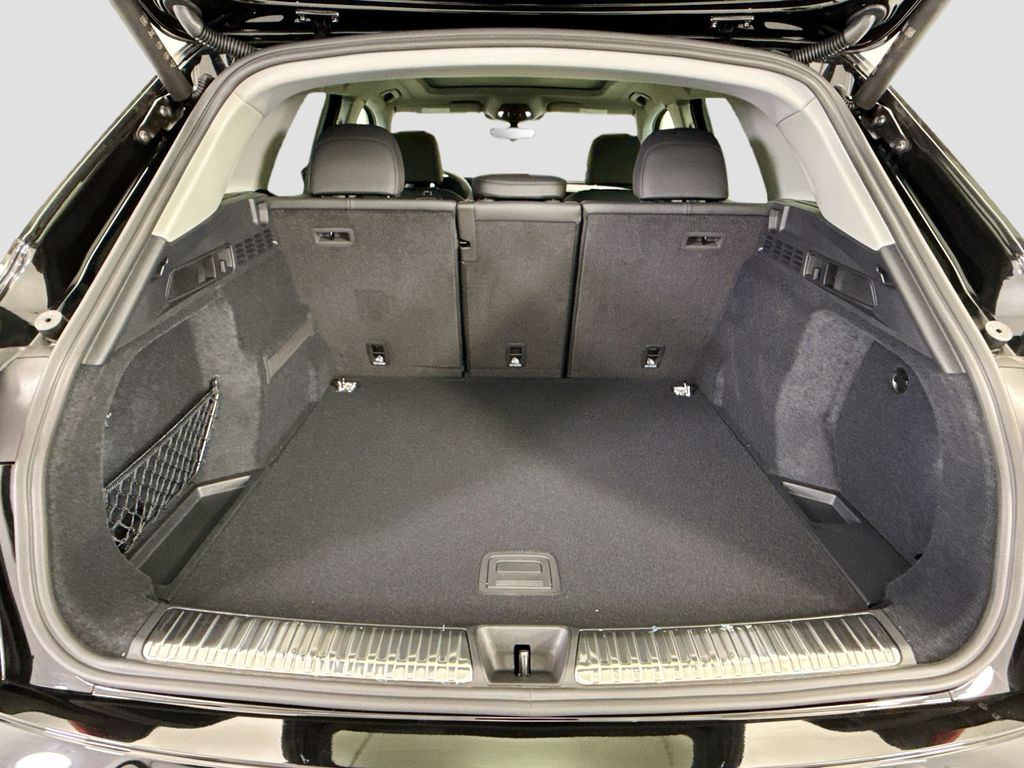 Thumbnail: 2026 Audi Q5 - 27