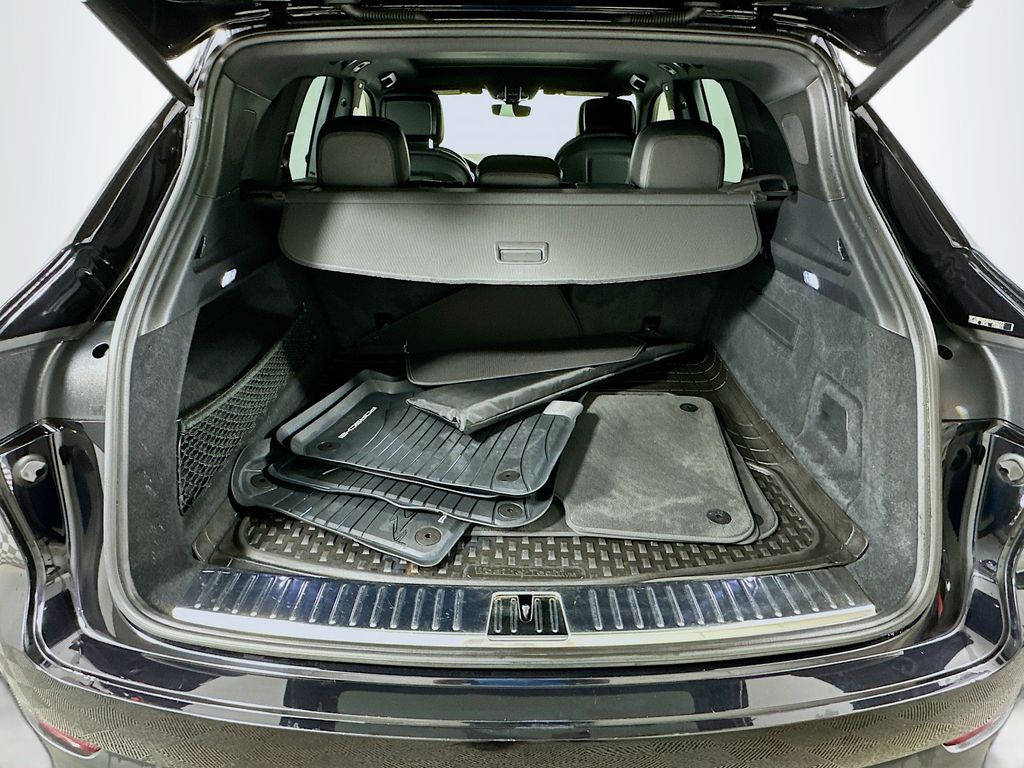 Thumbnail: 2019 Porsche Cayenne - 27