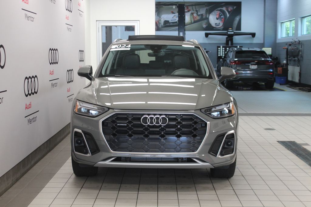 Thumbnail: 2024 Audi Q5 - 9