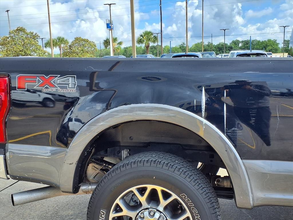 2021 Ford F-250SD Lariat Blue at Autostrade