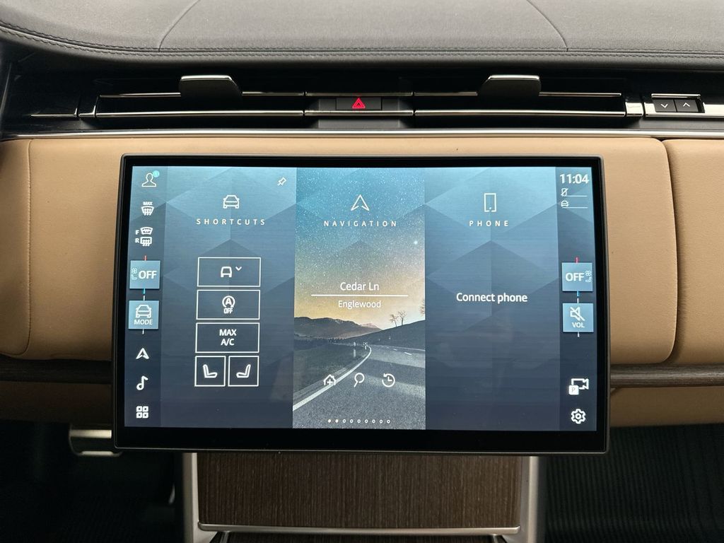 Thumbnail: 2026 Land Rover Range Rover - 21