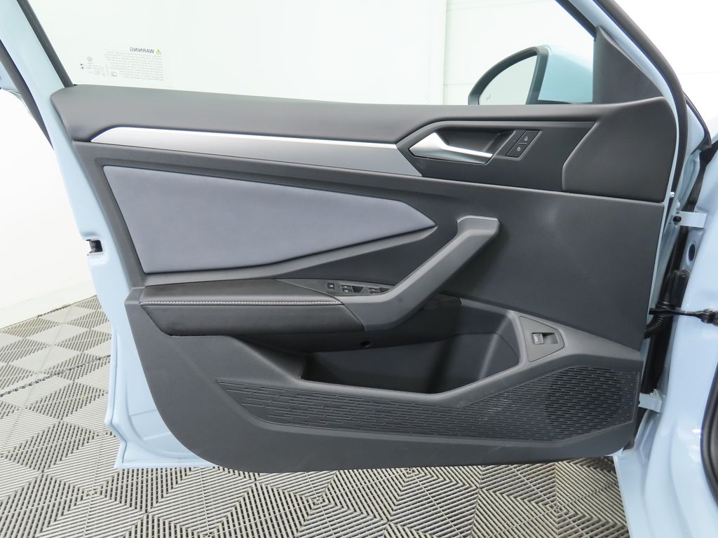 Thumbnail: 2026 Volkswagen Jetta - 24