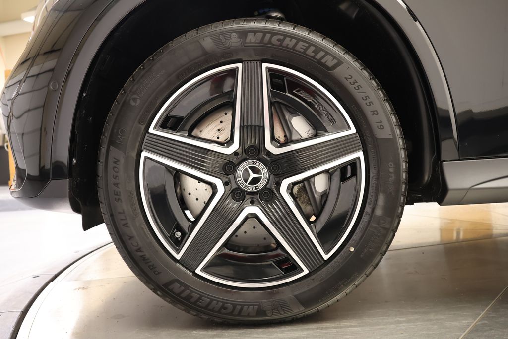 Thumbnail: 2026 Mercedes-Benz GLC - 11