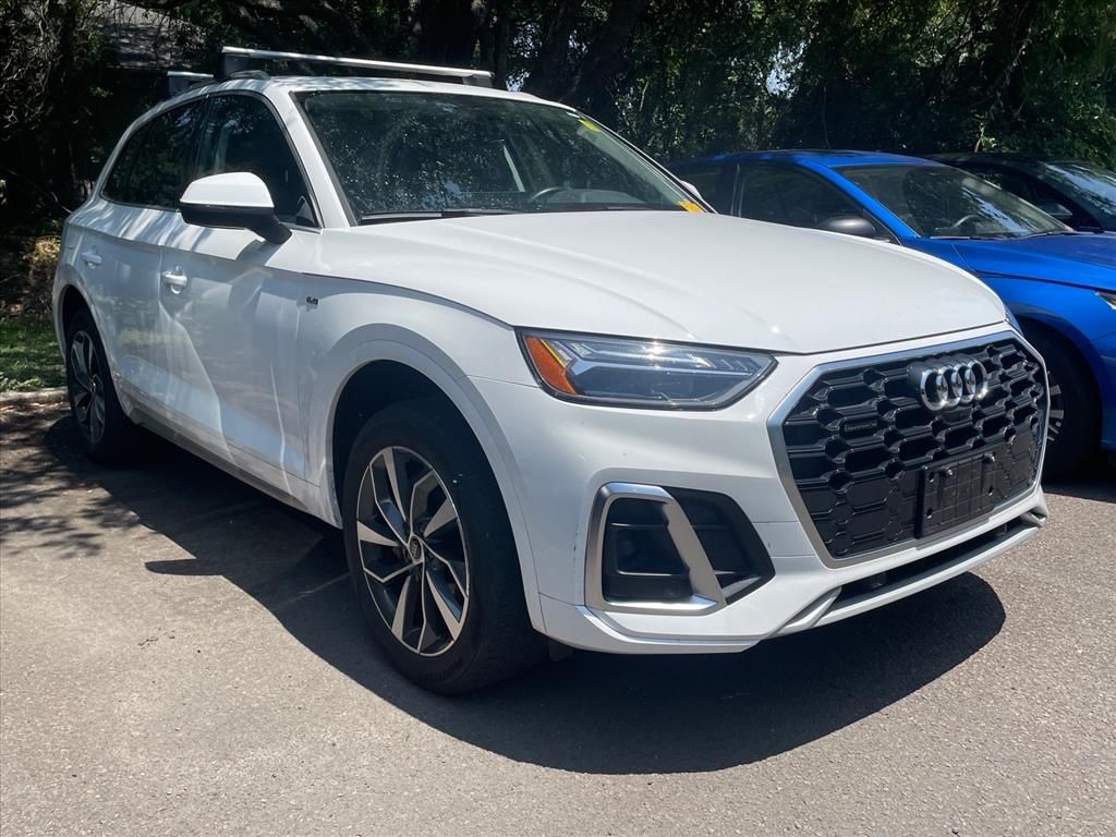 White 2024 Audi Q5 SUV / Crossover All-Wheel Drive 7-Speed Automatic