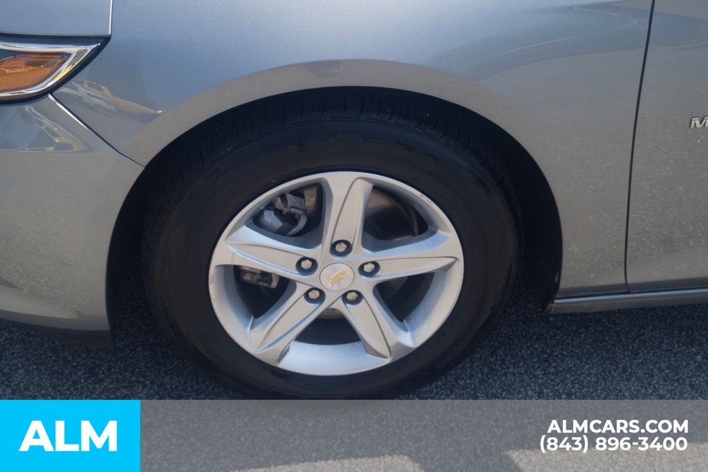 Used 2024 Gray Chevrolet LT image 12