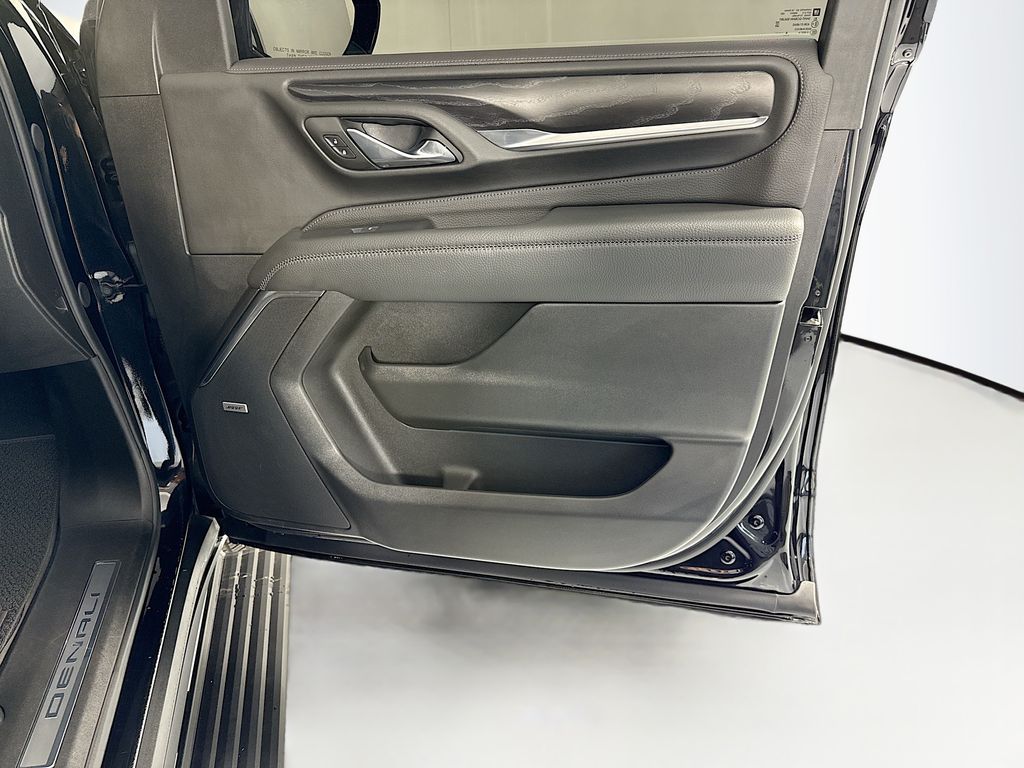 Thumbnail: 2024 GMC Yukon - 27