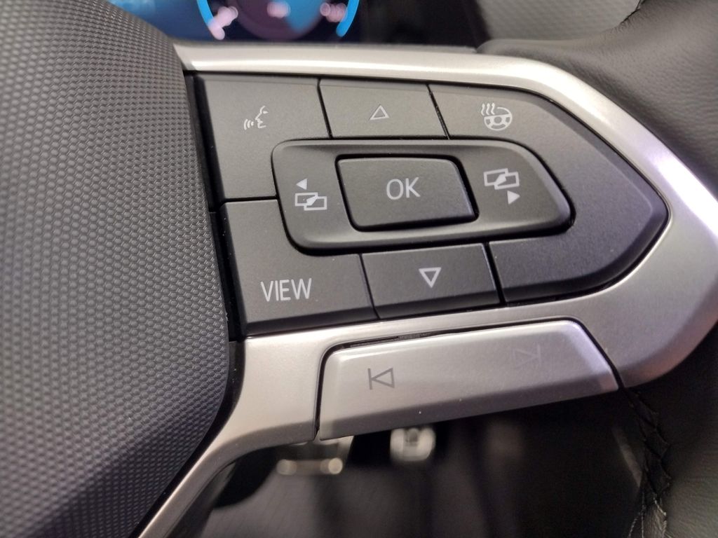 2026 Volkswagen Atlas Cross Sport 2.0T SEL R-Line Black