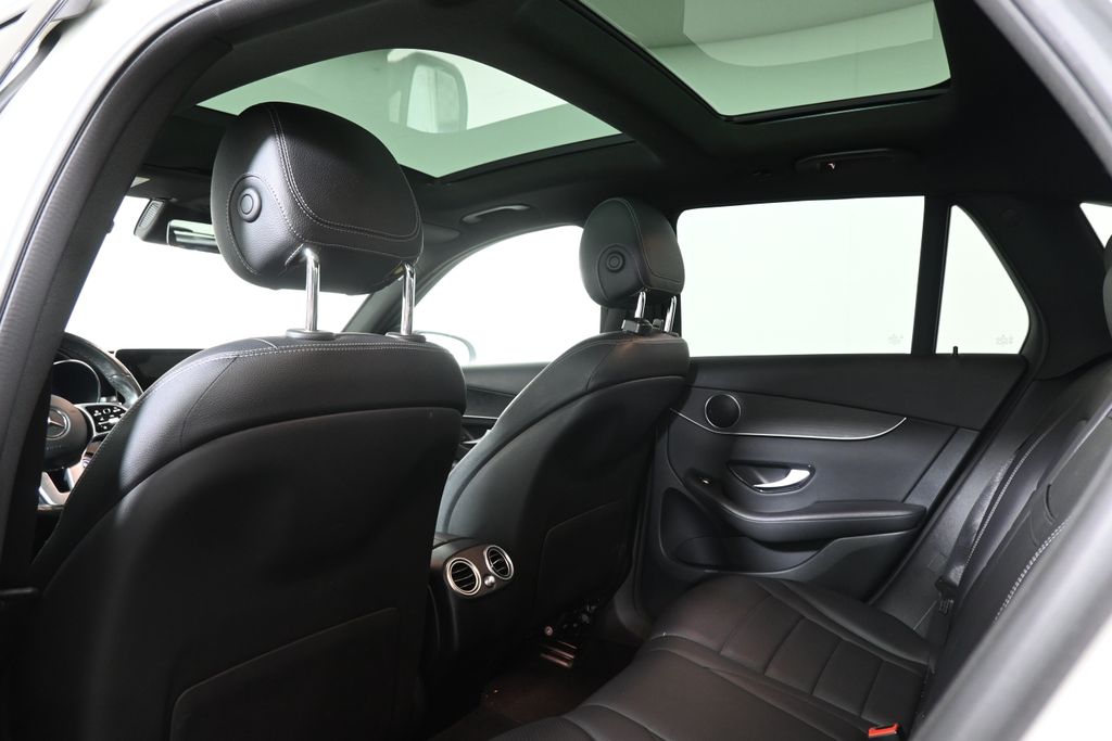 Thumbnail: 2021 Mercedes-Benz GLC - 31