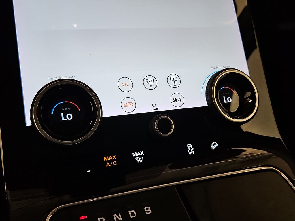 Thumbnail: 2019 Land Rover Range Rover Velar - 17