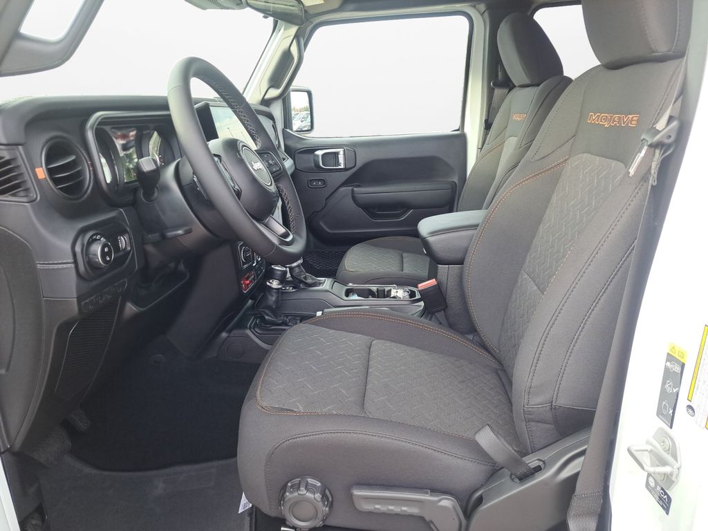 New Car 2025 Jeep Gladiator  Mojave For Sale Under $50,000 In Austin, Texas