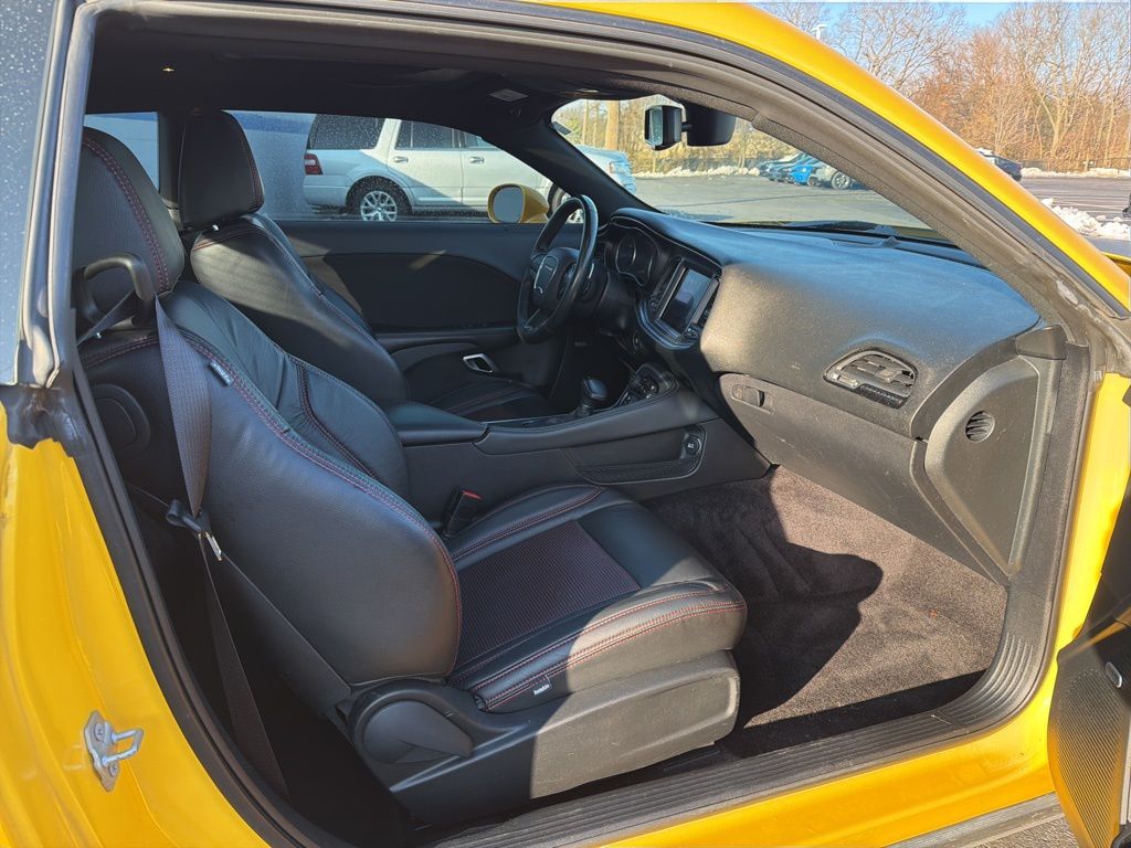 Thumbnail: 2017 Dodge Challenger - 21