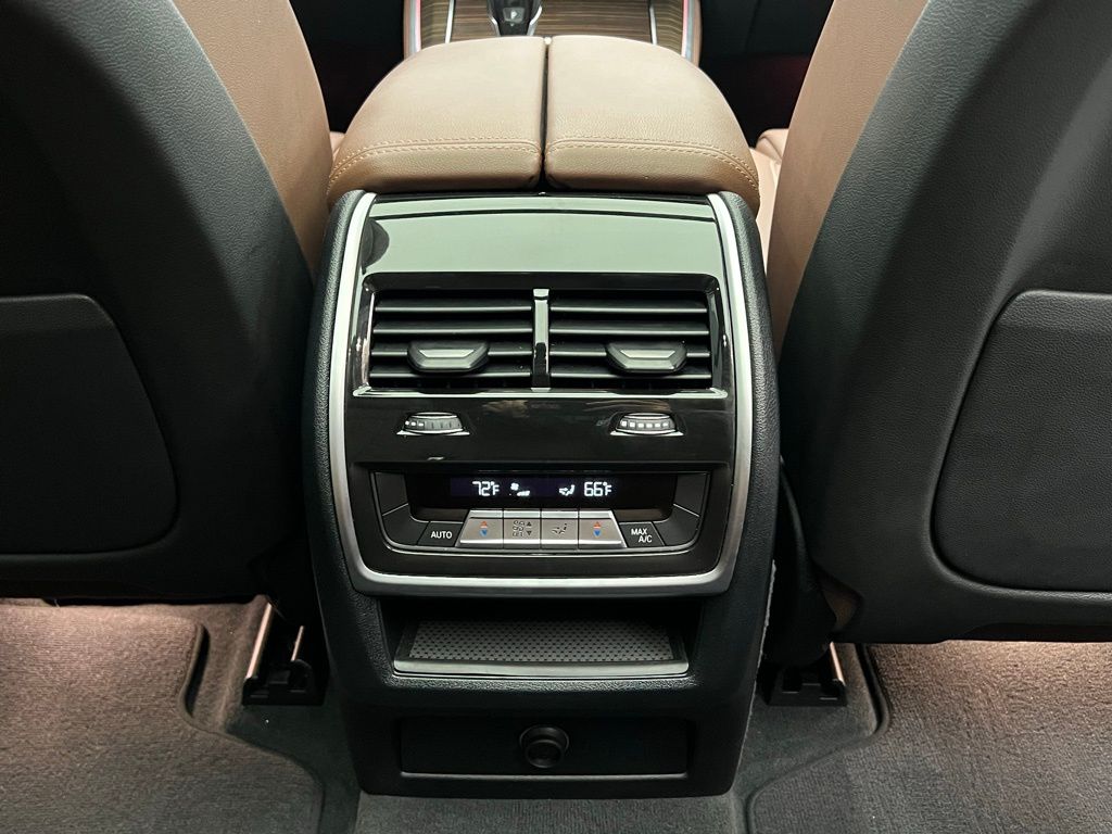 Thumbnail: 2023 BMW X5 - 9