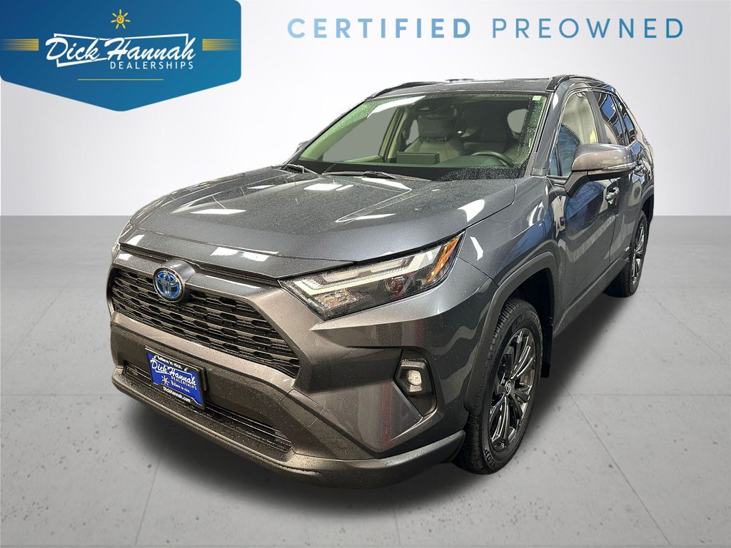 2024 Toyota RAV4 XLE Premium's photo