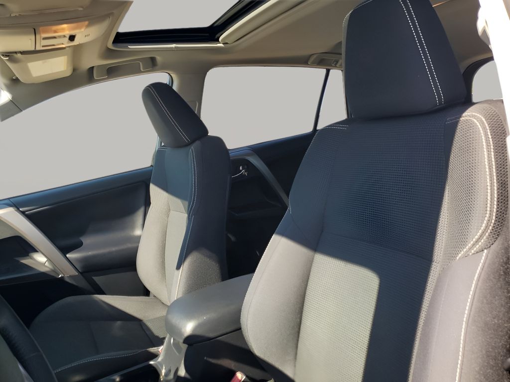 Used Car 2018 Toyota Rav4  Xle For Sale Under $25,000 In Austin, Texas