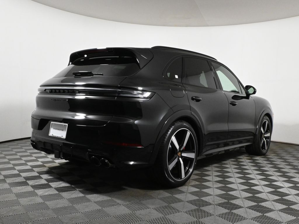Thumbnail: 2025 Porsche Cayenne - 7