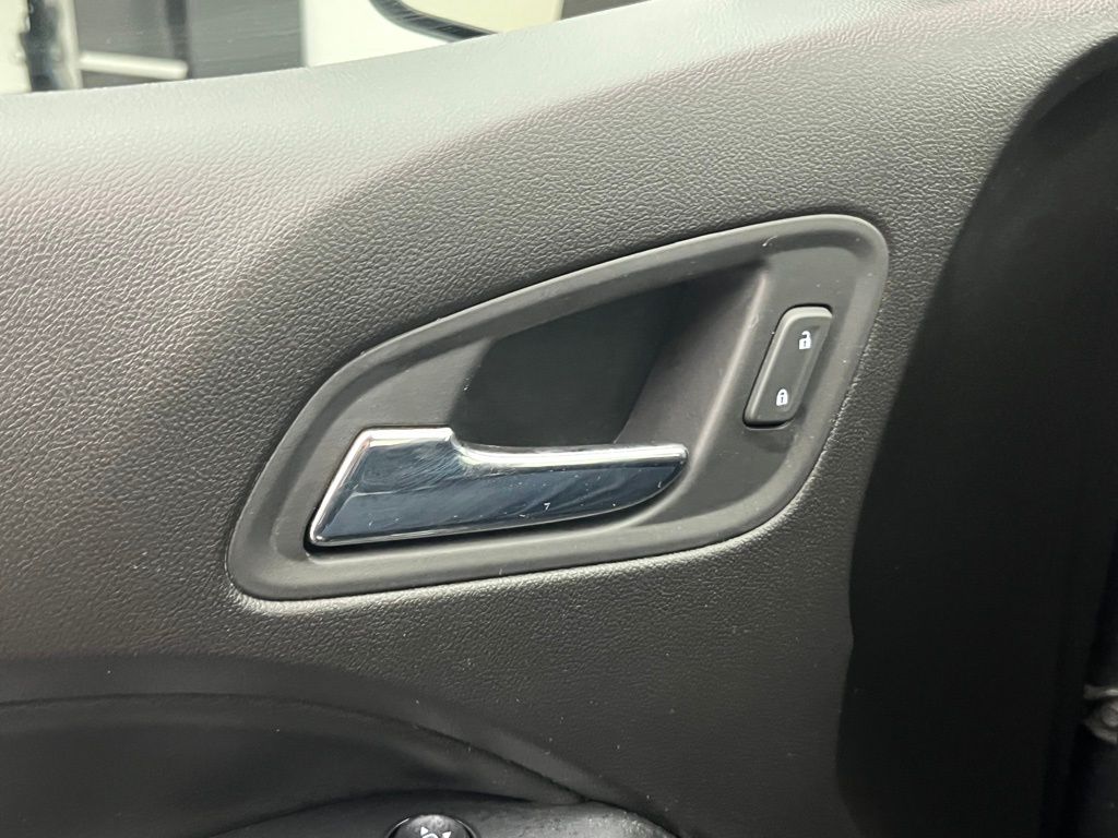 Thumbnail: 2017 GMC Canyon - 20