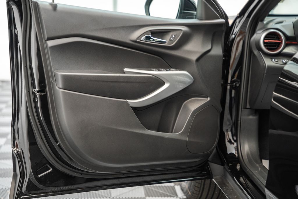ChevroletTrax34