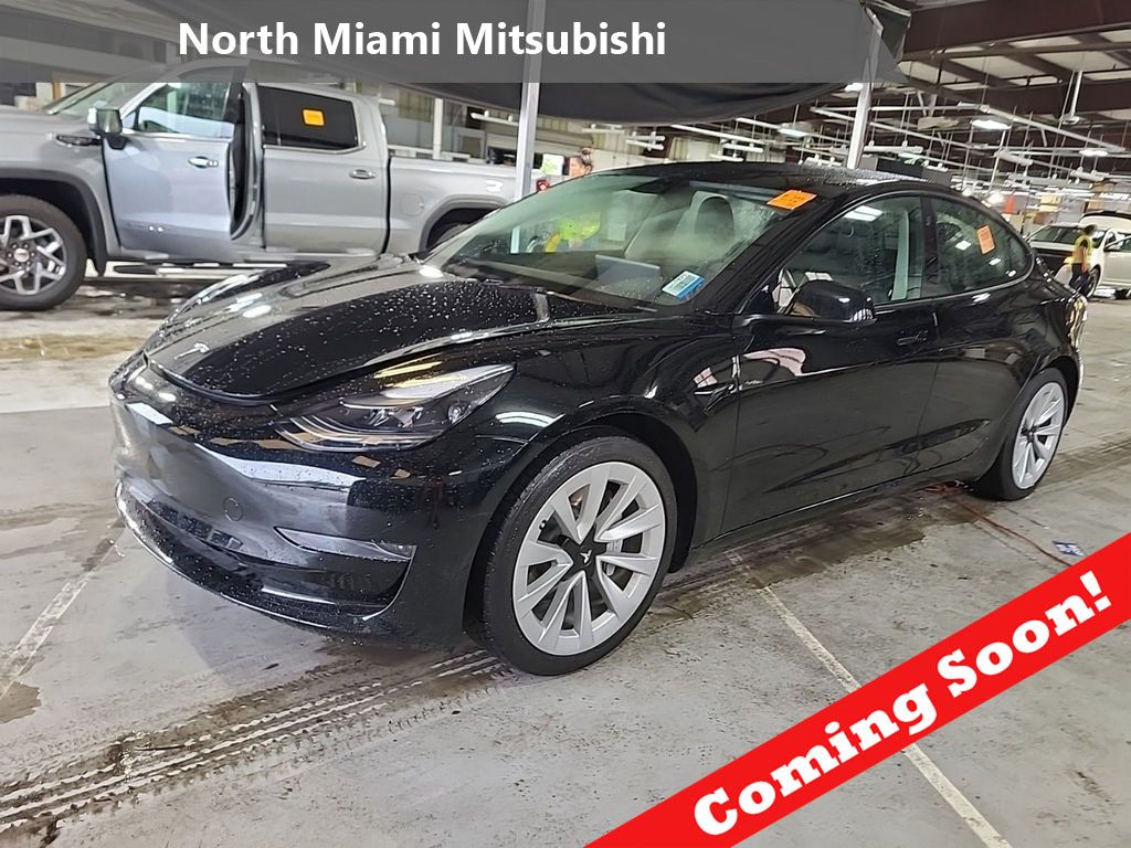 2023 Tesla Model 3 -'s photo