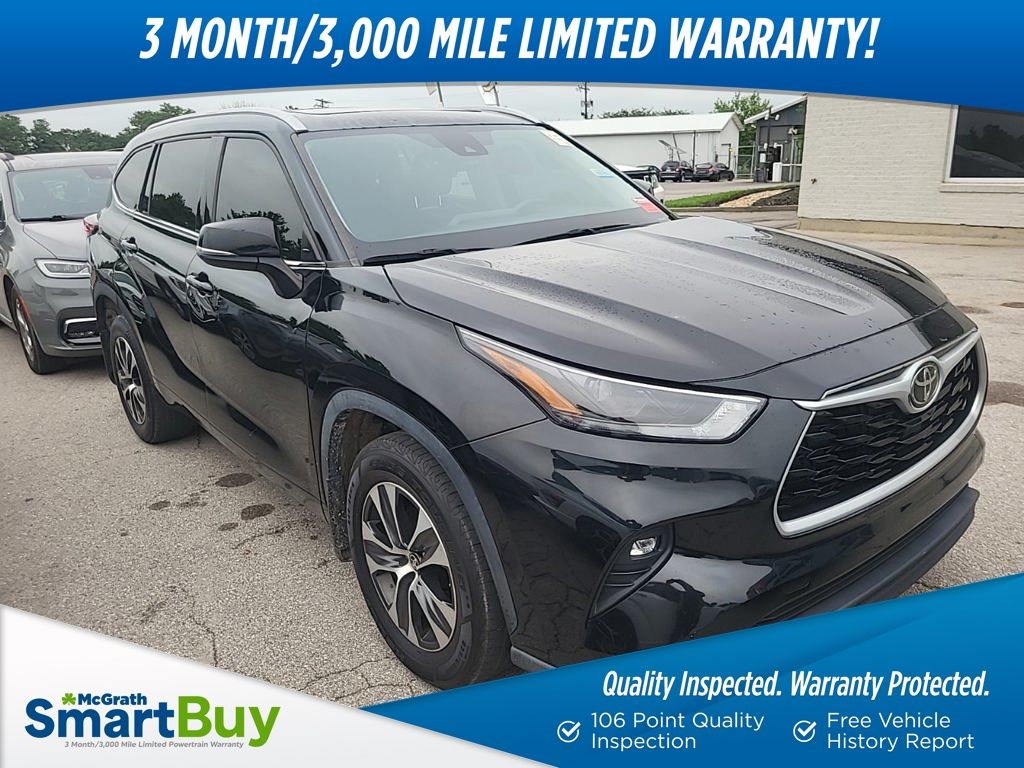 Midnight Black Metallic 2022 Toyota Highlander SUV / Crossover All-Wheel Drive 8-Speed Automatic