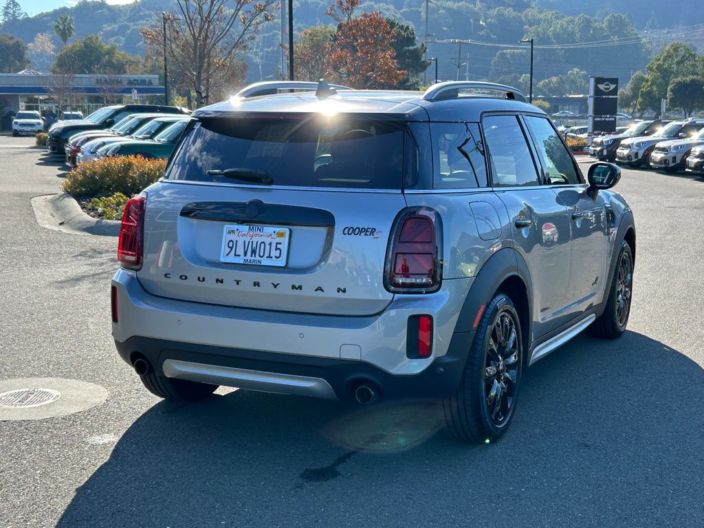 2024 MINI Cooper Countryman Signature 5