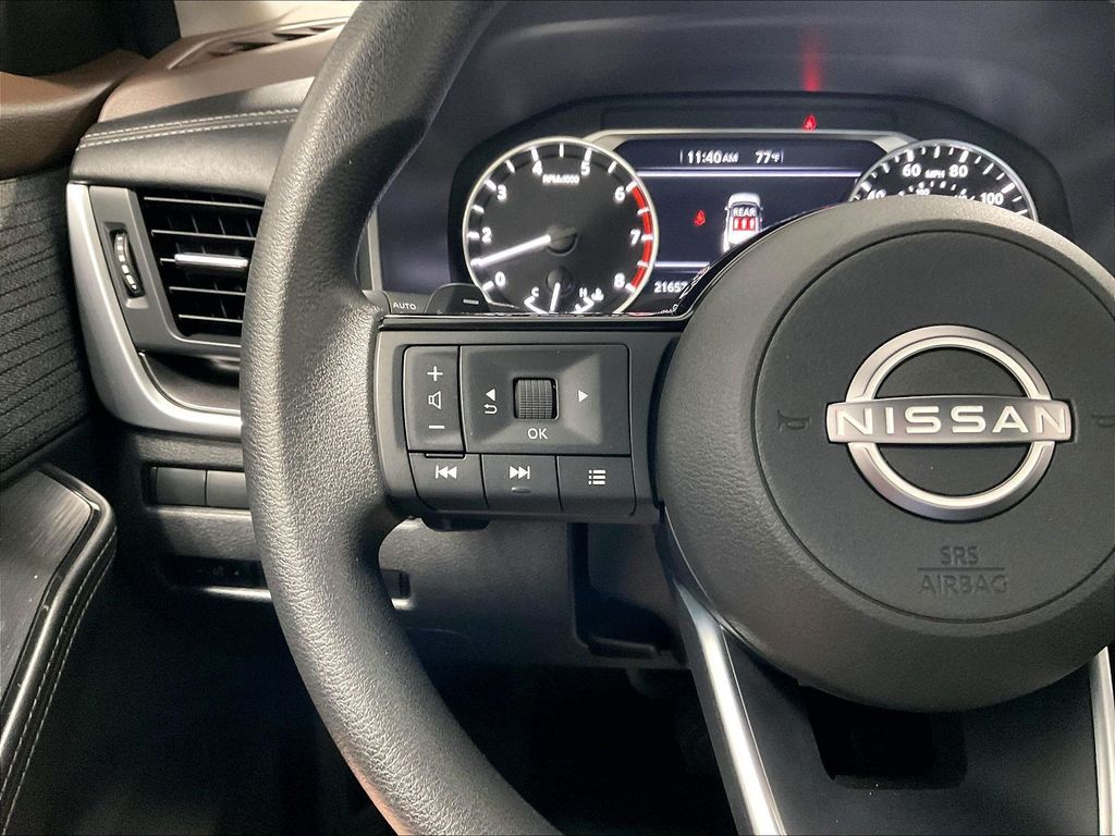 2023 Nissan Rogue — photo 22