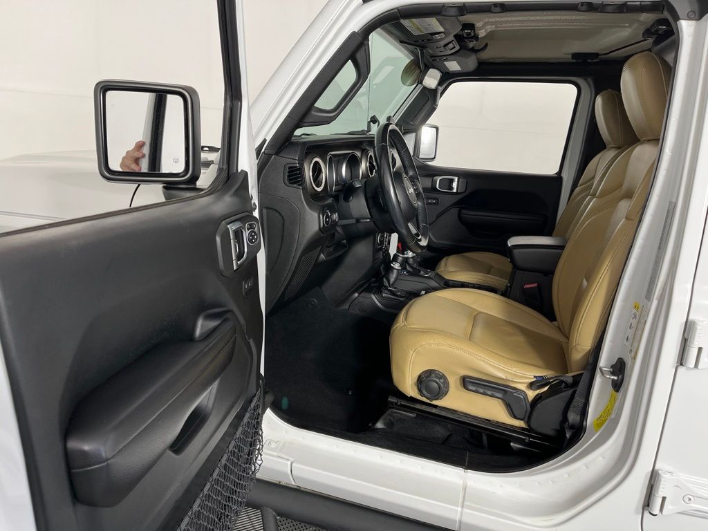Thumbnail: 2018 Jeep Wrangler - 25