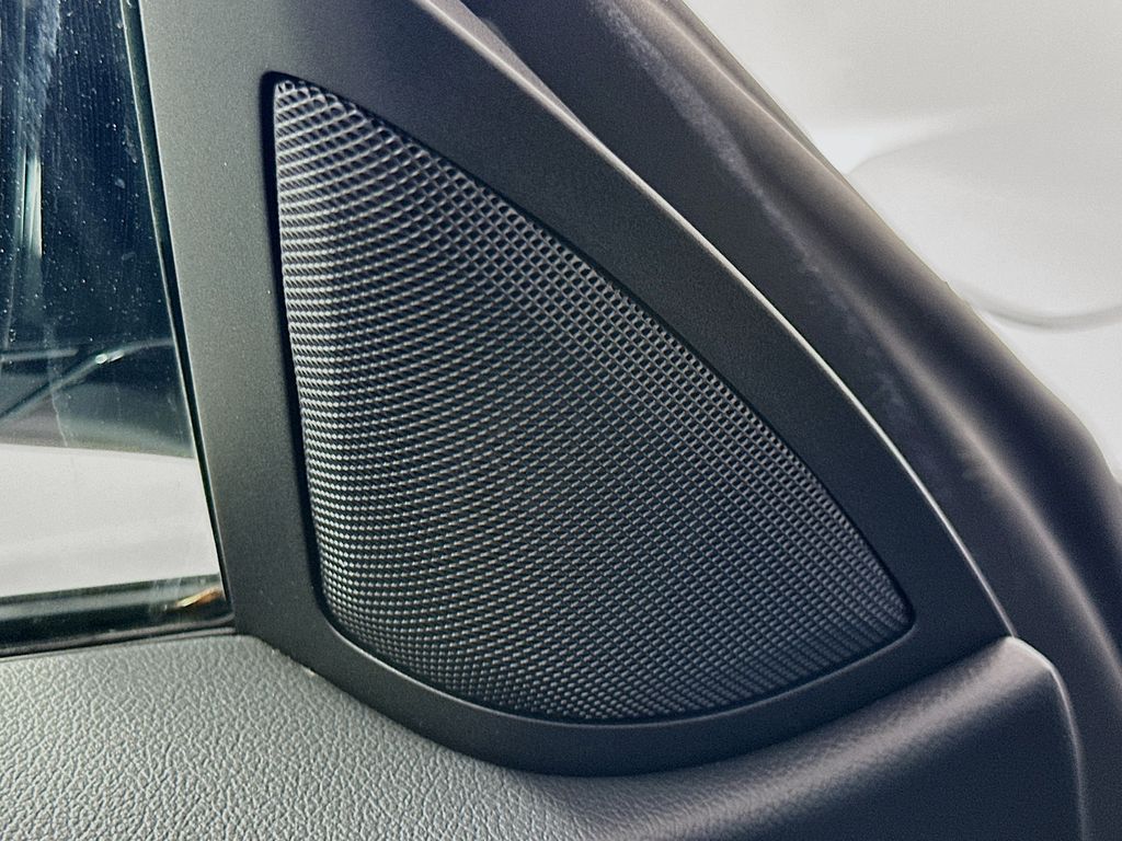 Thumbnail: 2025 BMW 4 Series - 19