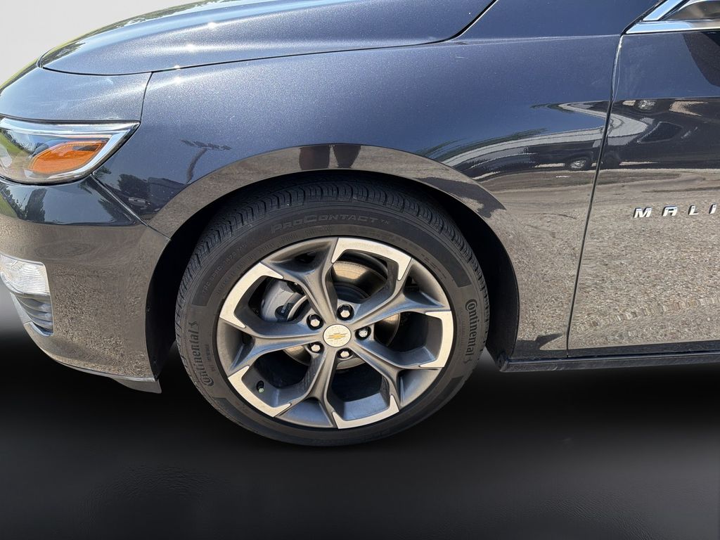 Used 2022 Gray Chevrolet LT image 9