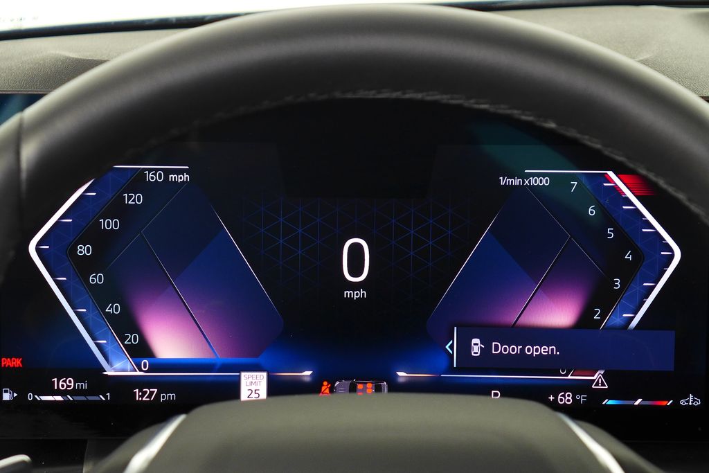 Thumbnail: 2024 BMW 3 Series - 28