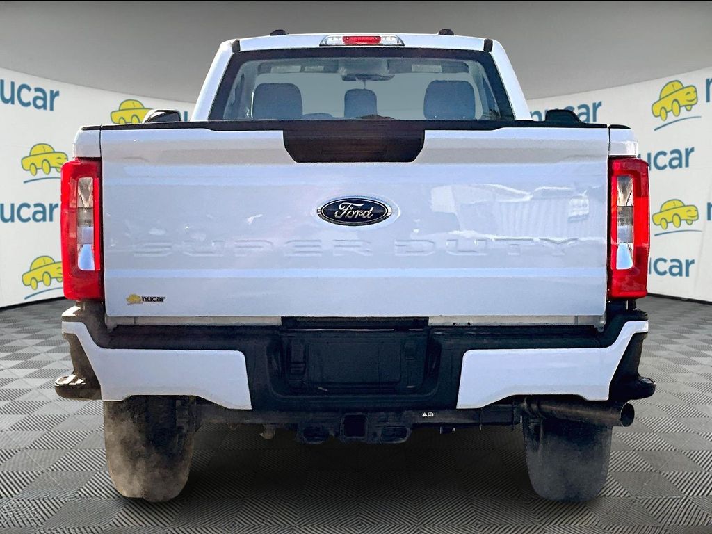 2026 Ford F-350SD — photo 5