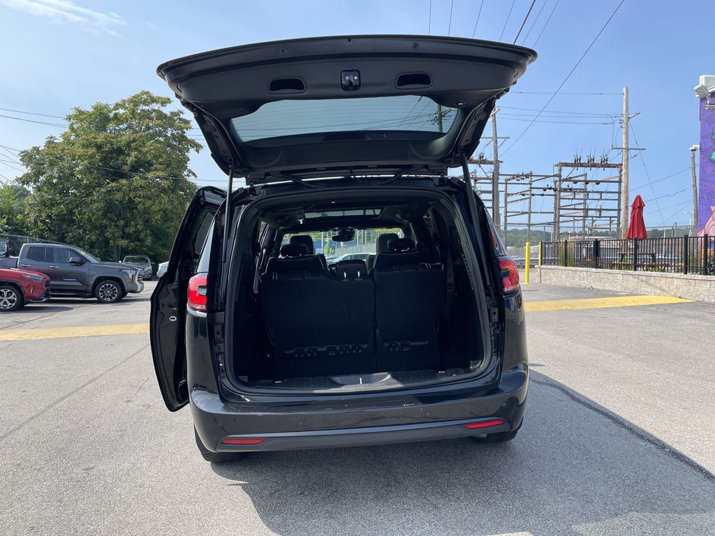 Used 2022 Chrysler Pacifica Van
