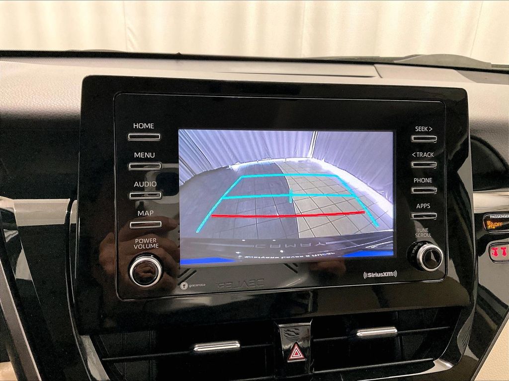 2021 Toyota Camry — photo 19