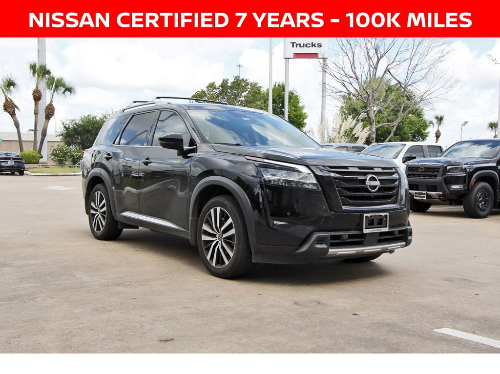 Super Black 2024 Nissan Pathfinder SUV / Crossover Front-Wheel Drive 9-Speed Automatic