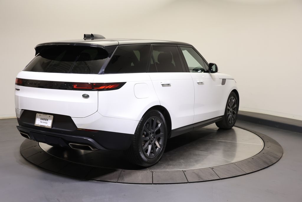 Thumbnail: 2023 Land Rover Range Rover Sport - 5