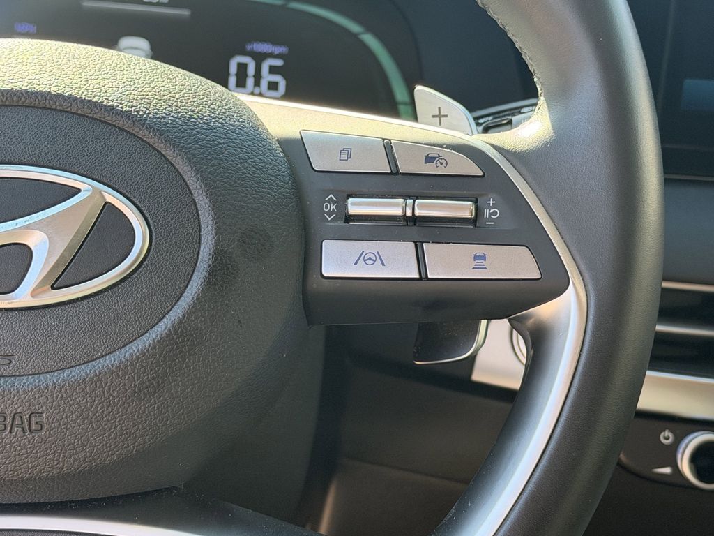 Used 2024 Abyss Black Pearl Hyundai XRT image 17