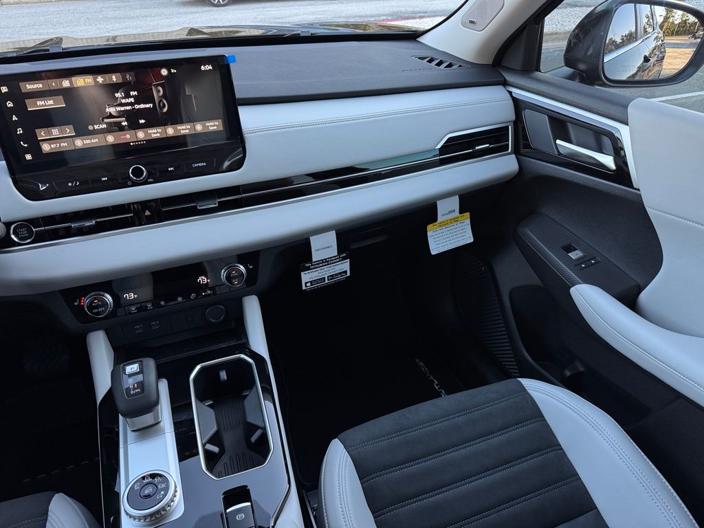 New 2025 Mitsubishi Outlander SUV