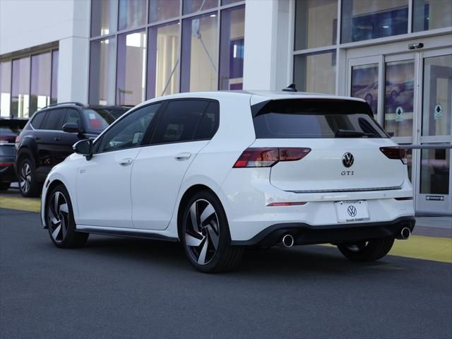 Thumbnail: 2026 Volkswagen Golf - 3