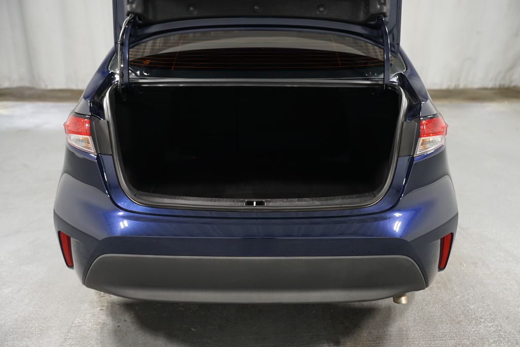 2024 Toyota Corolla LE 31