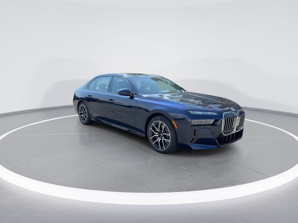 Thumbnail: 2026 BMW 7 Series - 2