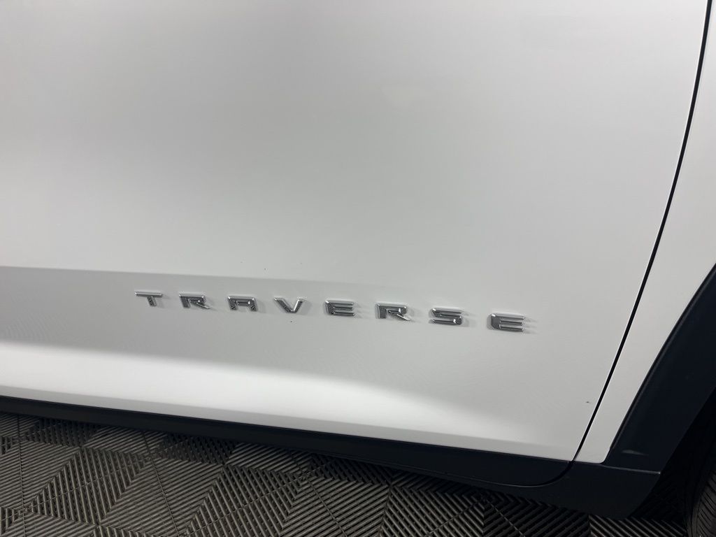 Thumbnail: 2026 Chevrolet Traverse - 8