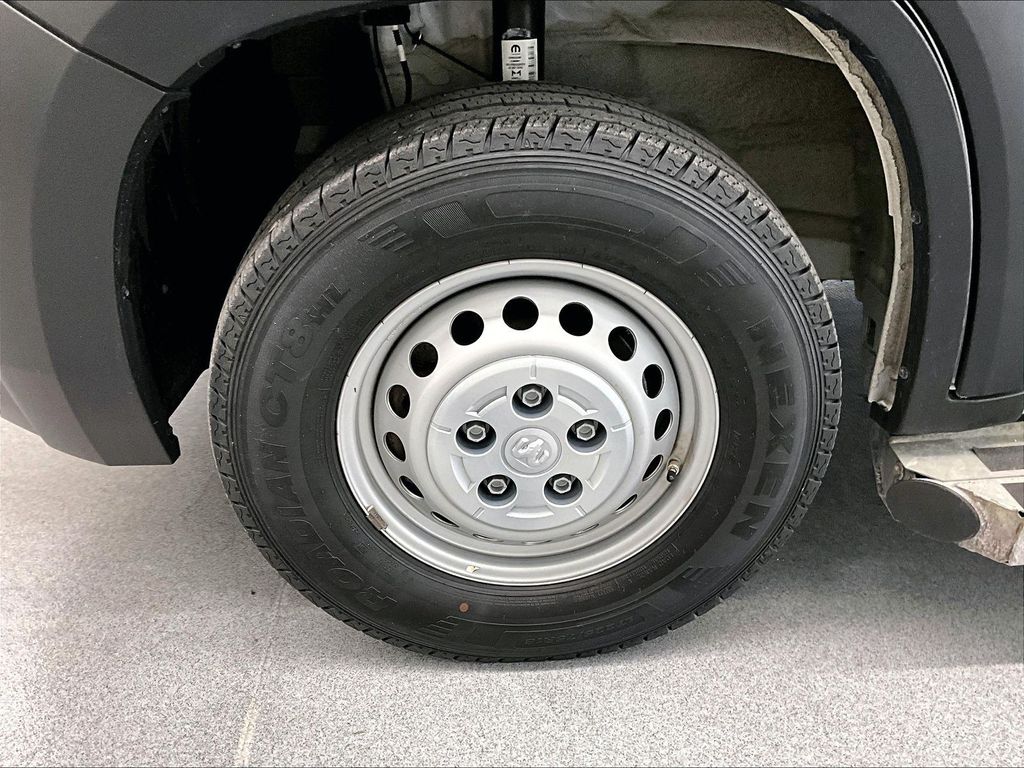 2025 Ram ProMaster 2500 — photo 7