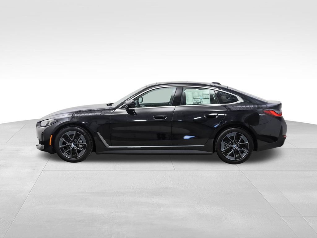 Thumbnail: 2025 BMW i4 - 2
