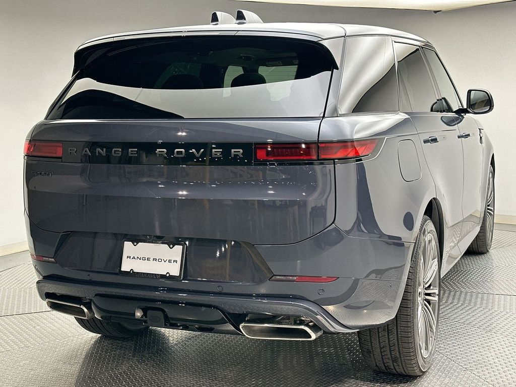 Thumbnail: 2026 Land Rover Range Rover Sport - 3