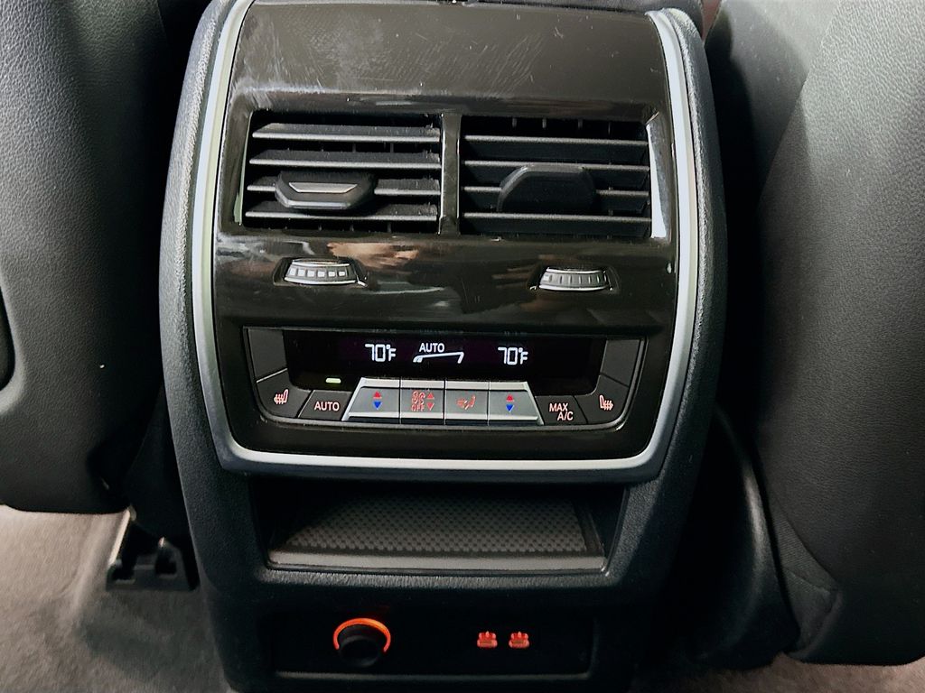 Thumbnail: 2023 BMW X7 - 26