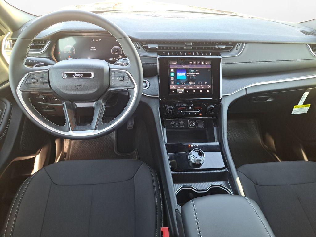 New Car 2025 Jeep Grand Cherokee  Laredo X For Sale Under $35,000 In Austin, Texas